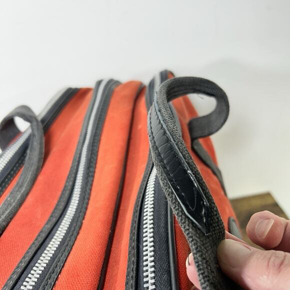 Vintage Soft Carry On Suitcase Bag Red With Black Trim Made In Korea 12 x 19 x 8 - Picture 11 of 14